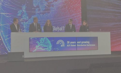 Thumbnail image of First digital distribution steps: Asset managers take the initiative